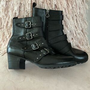 Jambu Julianna black buckle boots. Size 8